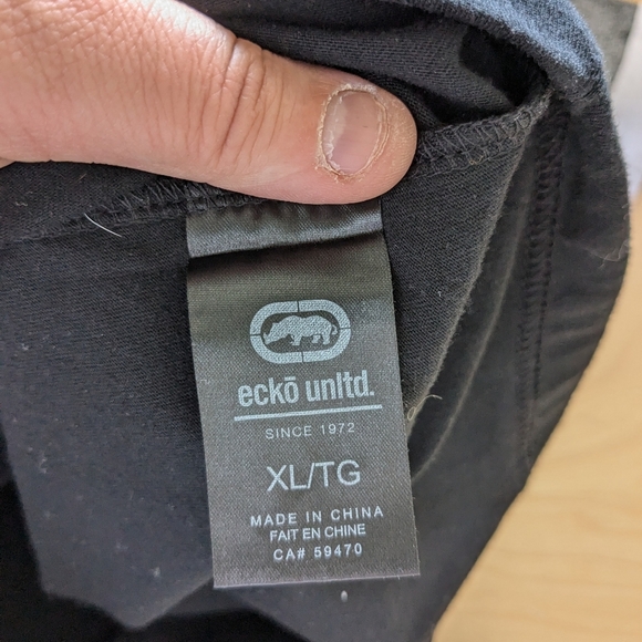 ECKŌ UNLTD Men T Shirt Size XL CAMO Short Sleeve In GREAT Condition - Picture 7 of 10